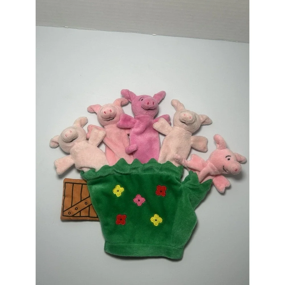 Little Scholastic This Little Piggy Puppet Book Piggies Learning Glove Book